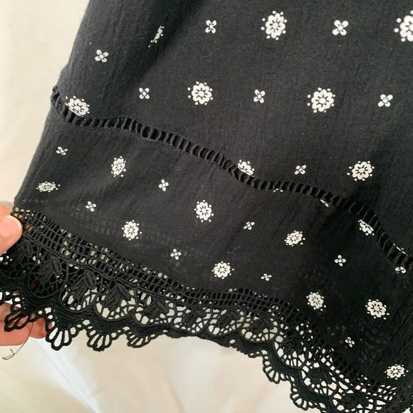 Old Navy Mini Dress Women's Small Black Floral Crochet Trim Tassel - Picture 4 of 8